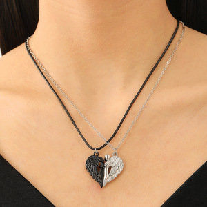 Collar con Colgante de Alas de Ángel Magnéticas para Enamorados, Alas del Diablo, Aleación de Zinc, Plateado/Dorado, Regalo de San Valentín - Product Image 4