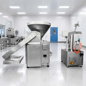 Équipement de ligne de production de viande de poulet pour la fabrication de saucisses, avec <span class=keywords><strong>poussoir</strong></span> à saucisses et ensacheuse en plastique - Product Image 4