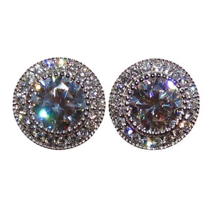 Orecchini a Perno Rotondi per Donne, Eleganti con Zirconi Incastonati, Gioielli Classici per Uso Quotidiano - Product Image 2