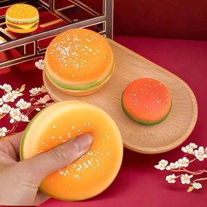 Jouets sensoriels anti-stress en forme de nourriture réaliste (hamburger, cola, frites) en PU souple à presser pour filles, garçons, enfants et adolescents - Product Image 2