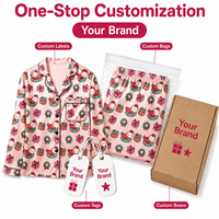 Pyjama personnalisé rose pour femme avec motif de Noël, Père Noël, chat et couronne, col cranté, en polyester satiné, POD, MOQ 1 pièce, Dropshipping