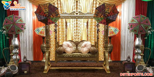 Jhula — siège de balançoire pour cérémonie de mariage, siège pour mariée, Look doré, élégant, balançoire de mariage, magnifique, Mehndi et sange, jhola - Product Image 3
