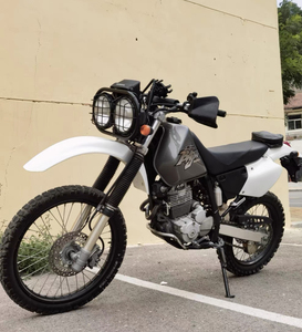 Motocicleta Usada Estilo Antiguo Todoterreno XR250 con el Motor de 250CC Más Estable de 2000 a 2005, Neumático Todoterreno - Product Image 2
