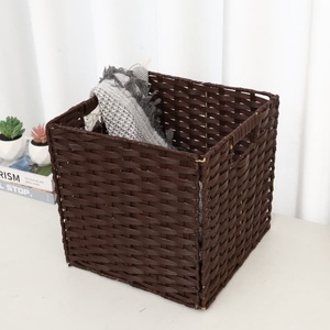 <span class=keywords><strong>Cestino</strong></span> portaoggetti in rattan sintetico di alta qualità, <span class=keywords><strong>cestino</strong></span> portaoggetti quadrato pieghevole per riporre articoli vari <span class=keywords><strong>da</strong></span> <span class=keywords><strong>bagno</strong></span> - Product Image 3