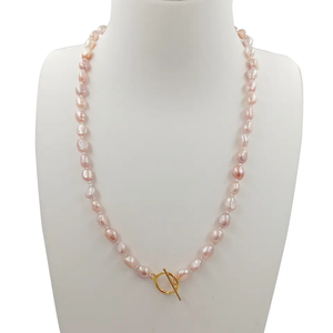 <span class=keywords><strong>Collana</strong></span> Girocollo di Alta Moda con <span class=keywords><strong>Perle</strong></span> d'Acqua Dolce per Donna, <span class=keywords><strong>Barocche</strong></span> Lunghe 7-8 MM, Chiusura in Acciaio Inossidabile Placcato Oro, 40-56 cm - Product Image 4