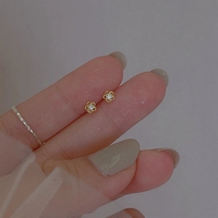 FY-ED541 Anting Perak 925 Berlapis Rhodium Motif Bunga Kristen Model Terbaru Anting Mewah Berkualitas Tinggi untuk Wanita Hadiah Perhiasan Mewah Ringan
