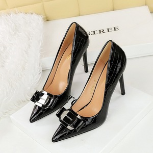 Patent Leather New Women <b>Shoes</b> Pointed Toe Stiletto Metal <b>Bow</b> 10CM Heels - Product Image 3