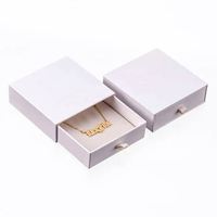 Boîte à bijoux en papier magnétique avec emballage cadeau pour collier avec logo personnalisé