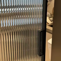 Film adhésif décoratif 3D ondulé en verre cannelé, en PET, pour la confidentialité, imperméable, en rouleaux pour usage domestique