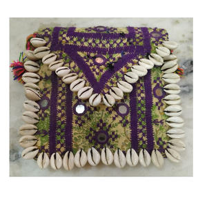 Bolso de Mano Tipo Sobre de Tela Boho Banjara de Lujo de Jaipur con Patrón de Hilo, Ecológico, para Bodas, Fiestas y Uso Nocturno - Product Image 3