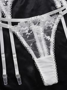 Set di Lingerie in pizzo floreale Sexy da donna con cintura giarrettiera a tre pezzi con calza a controllo leggero con fiocco per reggiseno ricamato - Product Image 6