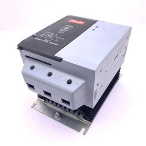 85A 45KW ขนาดกะทัดรัด175g5226 202-045-t4-cv1 PLC VLT ของใหม่ - Product Image 1