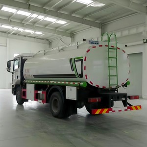 รถบรรทุกน้ำมันดีเซล HOWO 4x2 ขนาด 15000 ลิตร พร้อมปั๊มสำหรับเติมน้ำมันดีเซลและเบนซิน - Product Image 3