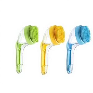 <span class=keywords><strong>Spazzola</strong></span> Massaggiante <span class=keywords><strong>per</strong></span> Bagno <span class=keywords><strong>Cani</strong></span> in ABS con Spruzzatore e Dispenser Liquido Integrato <span class=keywords><strong>per</strong></span> la Pulizia e la Cura degli Animali Domestici - Product Image 1