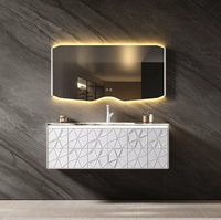 Meuble-lavabo mural intelligent Mwshi en aluminium nid d'abeille avec vasque en céramique, miroir intelligent et égouttoir en acier inoxydable – Style minimaliste