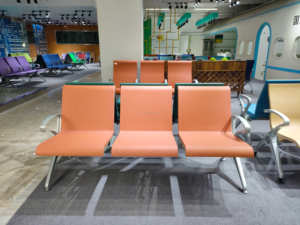 Chaises modernes de salle <span class=keywords><strong>d</strong></span>'attente <span class=keywords><strong>d</strong></span>'accoudoir en cuir PU pour cliniques aéroports hôpitaux salons de coiffure réception invités gymnases - Product Image 6