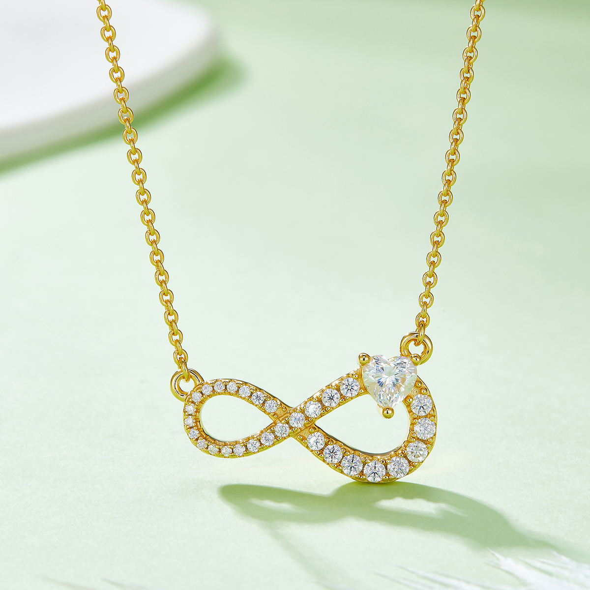 สีเหลือง