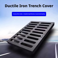 Grilles d'égout et couvercles de drainage en fonte ductile, personnalisables et directement de l'usine, adaptés aux routes extérieures et aux parkings.