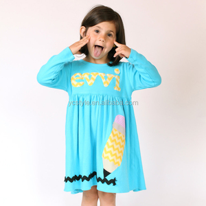 Abito da Principessa Personalizzato con Monogramma, Applicazioni Ricamate, Maniche Lunghe in Cotone e Spandex, Abbigliamento per Bambina - Product Image 4