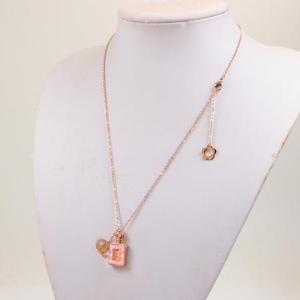 New Arrival 18K thép không gỉ mạ vàng Zircon tim chai nước hoa thiết kế CC Vòng cổ Cube vuông mặt dây chuyền - Product Image 5