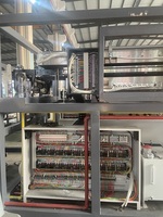 Machine de thermoformage pour la fabrication de bols de soupe aux nouilles