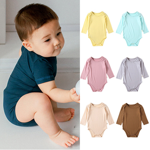 Combinaison à manches longues pour nouveau-né avec boutons pression, en bambou biologique doux et uni, barboteuse pour bébé, combinaison pour bébé garçon - Product Image 2