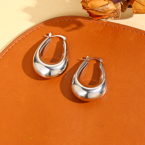 2025 nuovi <span class=keywords><strong>orecchini</strong></span> semplici accessoriati marea ovali in <span class=keywords><strong>argento</strong></span> 925 <span class=keywords><strong>orecchini</strong></span> Design nicchia - Product Image 5