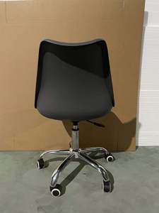 Tabourets <span class=keywords><strong>de</strong></span> <span class=keywords><strong>bar</strong></span> pivotants en cuir PU <span class=keywords><strong>de</strong></span> loisirs chaises 360 <span class=keywords><strong>chaise</strong></span> <span class=keywords><strong>de</strong></span> salle à manger pivotante <span class=keywords><strong>chaise</strong></span> d'usine - Product Image 2