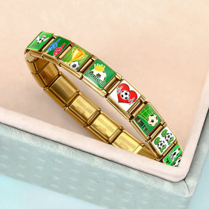 Ciondoli Modulari per <span class=keywords><strong>Braccialetti</strong></span> a Tema Calcio, 16 Stili di <span class=keywords><strong>Perline</strong></span> Smaltate Placcate Oro <span class=keywords><strong>con</strong></span> Design MVP/Vittoria per gli Amanti del Calcio - Product Image 5