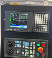 Routeur vertical CNC 5 axes, machine de fraisage CNC robuste pour le traitement de grands moules en mousse, de modèles en bois et de matériaux composites