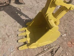 Mini-excavatrice Yanmar Vio35 d'occasion certifiée CE EPA, 3,5 tonnes, sur chenilles, moteur mécanique, marque japonaise, marteau hydraulique - Product Image 6