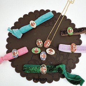 HP0322 Dijes de Club de Fútbol Chapados en Oro de 18K, Abalorios Esmaltados de Equipos de Fútbol AC Milan/<span class=keywords><strong>Barca</strong></span>/MU/Arsenal para Pulseras y Collares DIY - Product Image 5