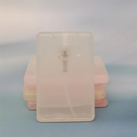 Offre Spéciale 20ml clair noir blanc carte bouteille de parfum 20ml en plastique transparent rechargeable bouteille plate fine brume