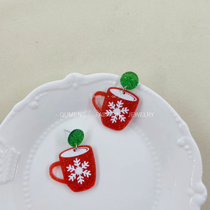 Nouvelles boucles d'oreilles pendantes en acrylique style foulard de Noël, imprimées flocons de neige rouge et vert, pour le Nouvel An - Product Image 3