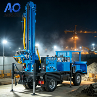Foreuse hydraulique montée sur camion de 4,95 T pour puits d'eau, profondeur 260 m, vitesse de déplacement 50 km/h, machine de forage diesel pour trous profonds