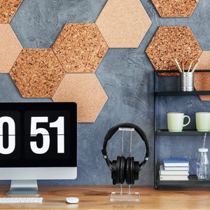 Support pour casque en acrylique transparent personnalisé avec surface polie pour l'affichage et le rangement des casques - Product Image 6