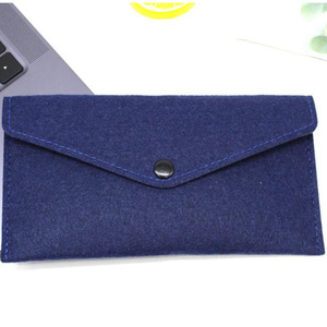 Étui à lunettes en feutre sur mesure, portable et résistant à la pression, style coréen minimaliste - Product Image 3
