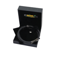 Boîtes à bijoux de luxe haut de gamme avec logo personnalisé, fermeture magnétique et gaufrage pour l'emballage de colliers, bracelets et pendentifs
