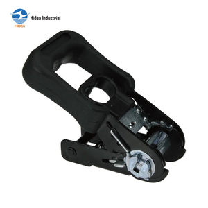 สายรัดเหล็กเคลือบอิเล็กโทรโฟรีซิสสีดำ ขนาด 1-1/2 นิ้ว รับน้ำหนักได้ 3000 กก. พร้อมหัวเข็มขัดแบบรัด BS และด้ามจับยาง สำหรับรัดสินค้าให้แน่น - Product Image 1