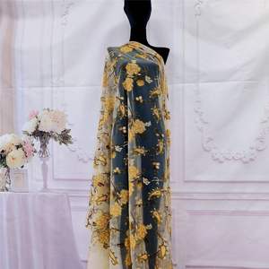 Tela de encaje bordado dorado tela de encaje bordado de malla de flores multicolor fábrica - Product Image 1