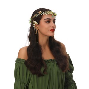 Serre-tête baroque fait main avec guirlande de cristaux, feuilles artificielles et ruban, couronne de mariée avec boucles d'oreilles - Product Image 2