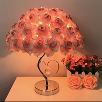 Lampe de table LED luxe fleur de rose décoration intérieure lampe de bureau de chevet pour fêtes de mariage