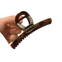 Accessoires capillaires haut de gamme pour femmes : Pince à cheveux en métal mat, grande pince requin noire, plusieurs pinces à cheveux, pinces à cheveux en plastique