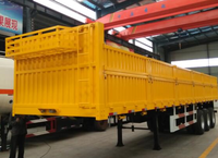 Semi-remorque à plateau à parois latérales en acier à 3 essieux de 40 pieds, directement de l'usine, pour le transport de matériel lourd et de marchandises en vrac de manière efficace