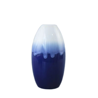 Beau vase en céramique de différentes formes pour salon affichage décor de bureau conception européenne simple grands hôtels restaurants