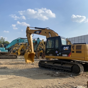 Excavatrice sur chenilles Caterpillar CAT 320D de 20 tonnes, modèles CAT 320 et 320D2, d'occasion, à vendre - Product Image 4
