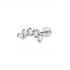 Bijoux de piercing en titane G23 avec pierre de zircon triangulaire, clou de luxe tendance pour femme, vente en gros de bijoux corporels - Product Image 4