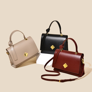 Sac fourre-tout <span class=keywords><strong>de</strong></span> haute qualité avec fermeture à rabat doux, doublure en polyester, style rétro classique européen-américain, directement <span class=keywords><strong>de</strong></span> l'usine - Product Image 1