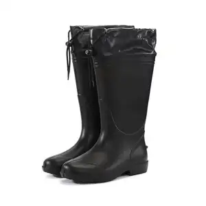 Vente en gros de chaussures d'eau noires EVA légères personnalisées pas chères chaussures de plein air imperméables bottes de pluie bottes pour hommes