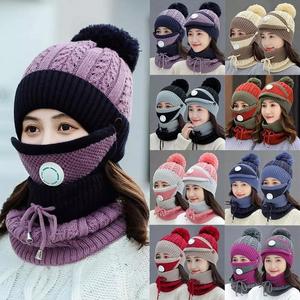 Ensemble 3 pièces bonnet tricoté hiver femme fille avec pompon fourrure, masque et écharpe en acrylique avec valve respirante - Product Image 2